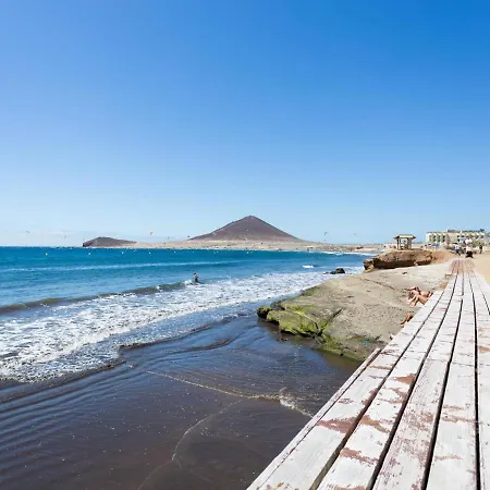 Pillowabroad - Medano B אל מדאנו